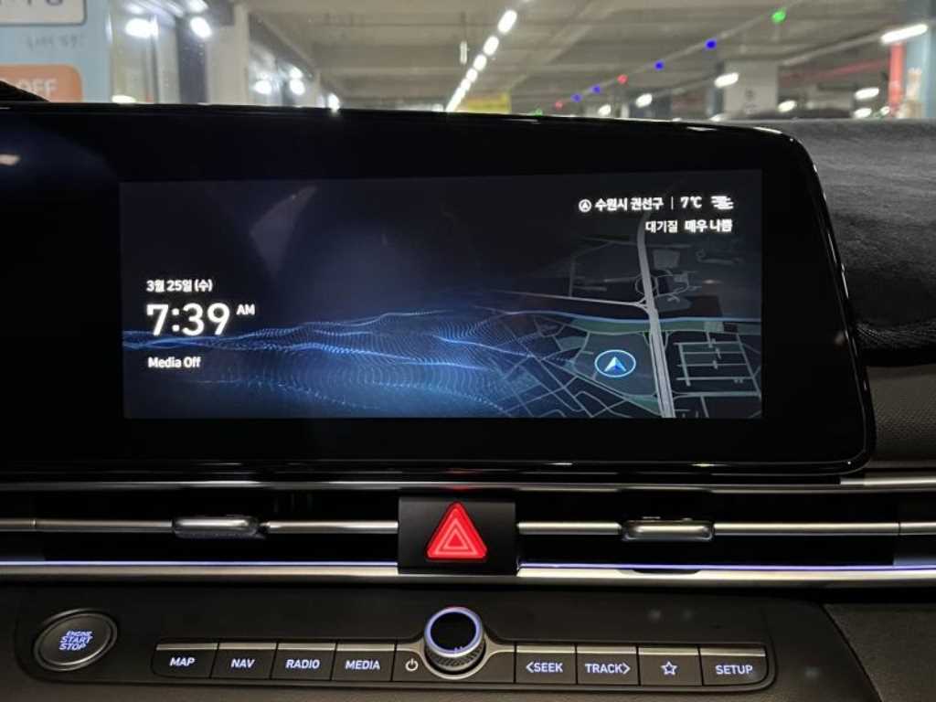 HYUNDAI Avante - Vista 11