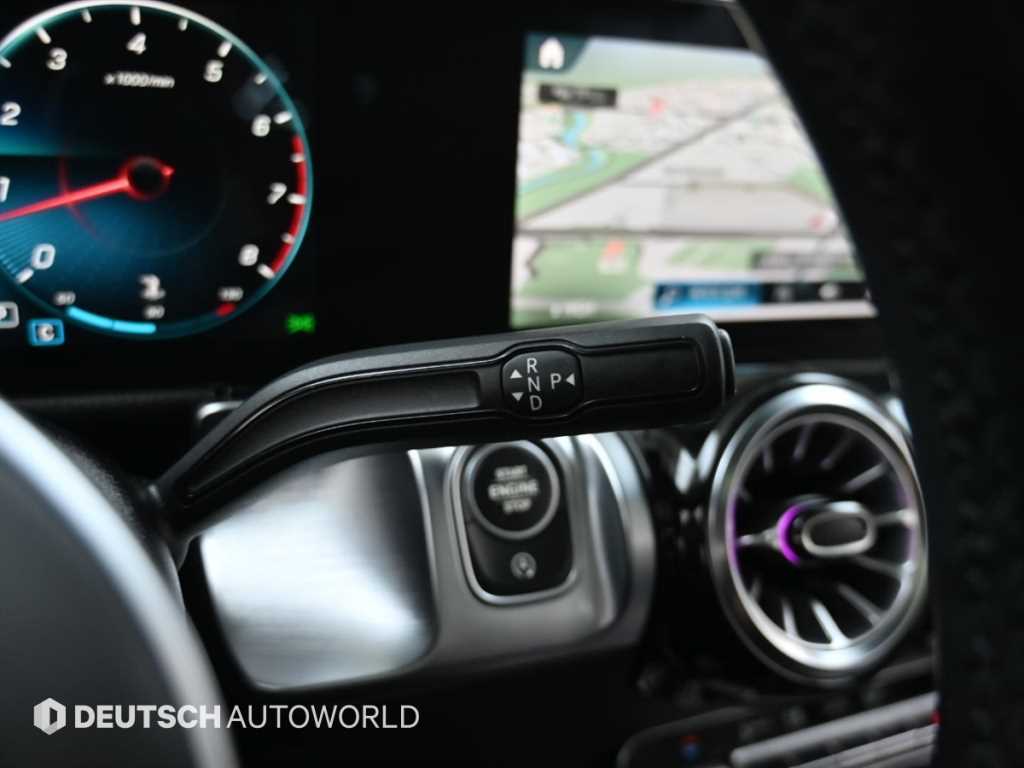 Mercedes Benz GLB Class - Vista 9