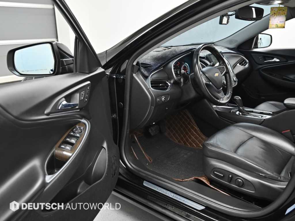 Chevrolet Malibu - Vista 11