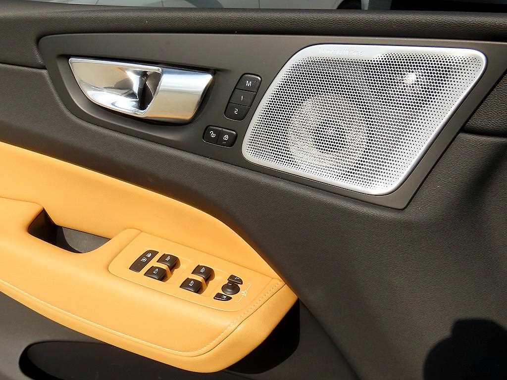 Volvo XC60 - Vista 12