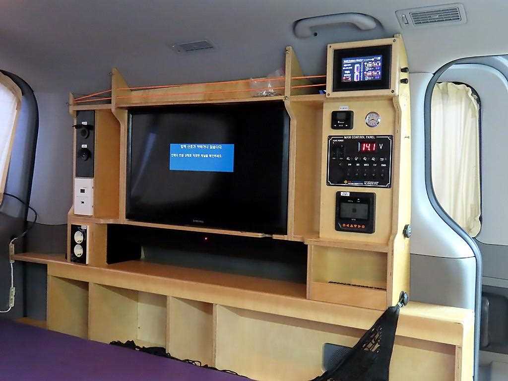 HYUNDAI Starex 2017 Gris - Importación desde Corea - HF Imports Iquique - Foto 1