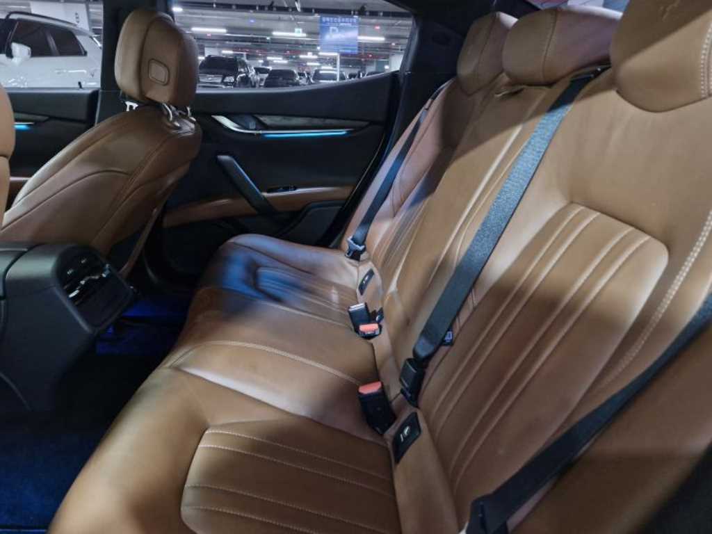 Maserati Ghibli - Vista 7