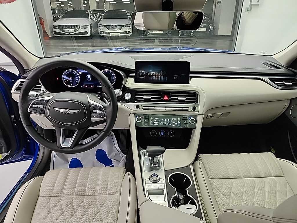 Genesis G70 - Vista 7