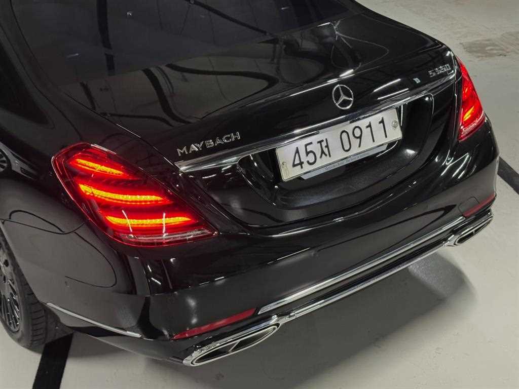Mercedes Benz S Class - Vista 7