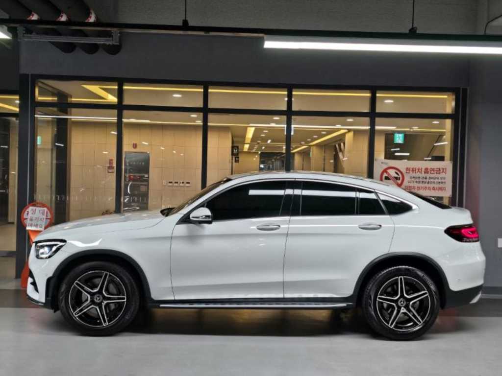 Mercedes Benz GLC Class - Vista 3