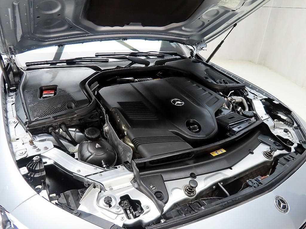 Mercedes Benz CLS Class 2022 Plateado - Importación desde Corea - HF Imports Iquique - Foto 19