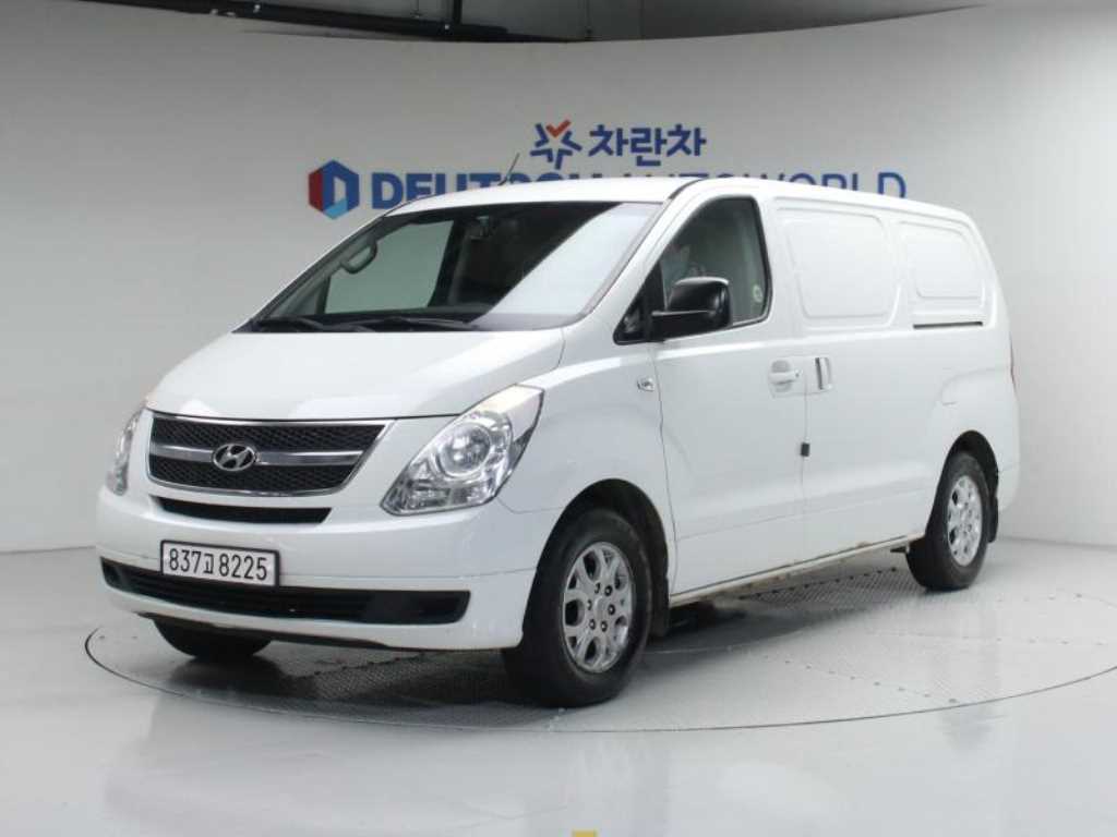 HYUNDAI Starex 2010 - Importación desde Corea - HF Imports Iquique - Foto 1