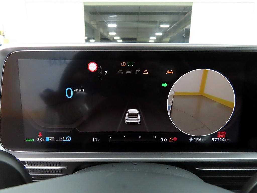 HYUNDAI Ioniq 6 - Vista 8