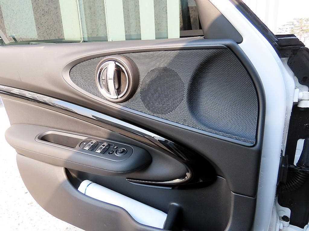 Mini Clubman - Vista 11