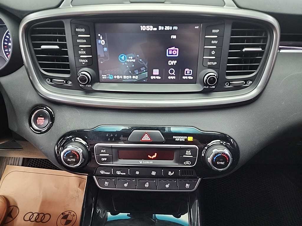 KIA Sorento - Vista 10