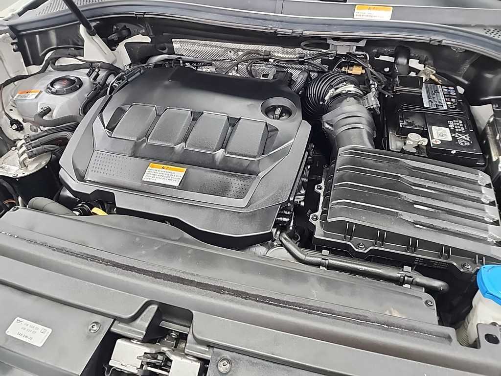 Volkswagen Tiguan - Vista 5