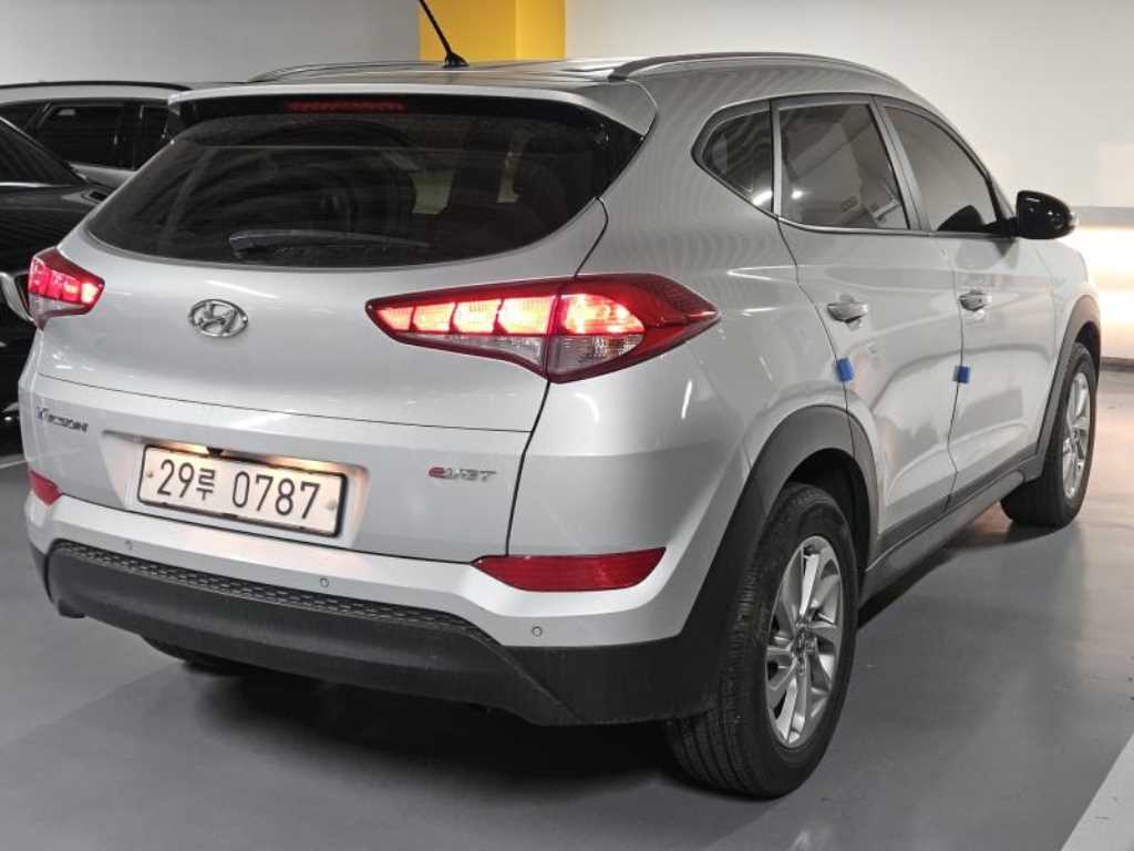 HYUNDAI Tucson - Vista 4