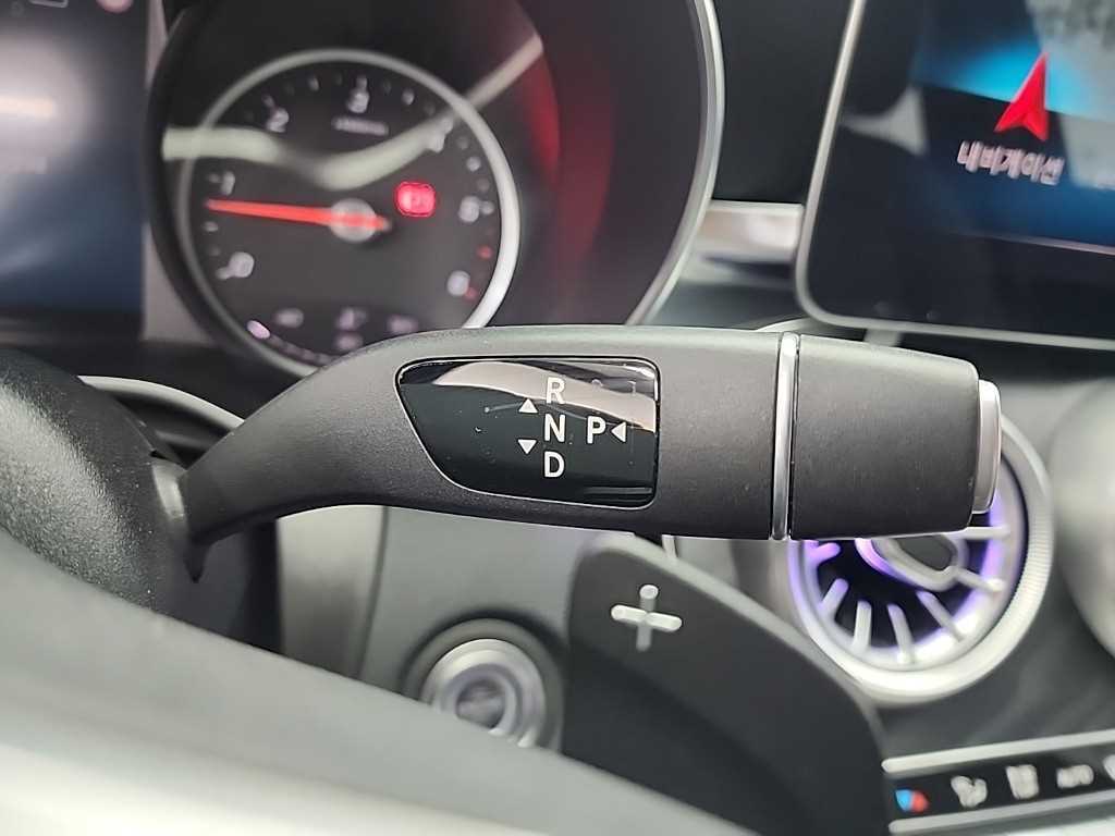 Mercedes Benz C Class - Vista 8