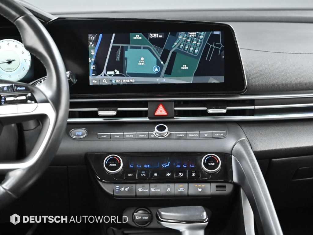 HYUNDAI Avante - Vista 7