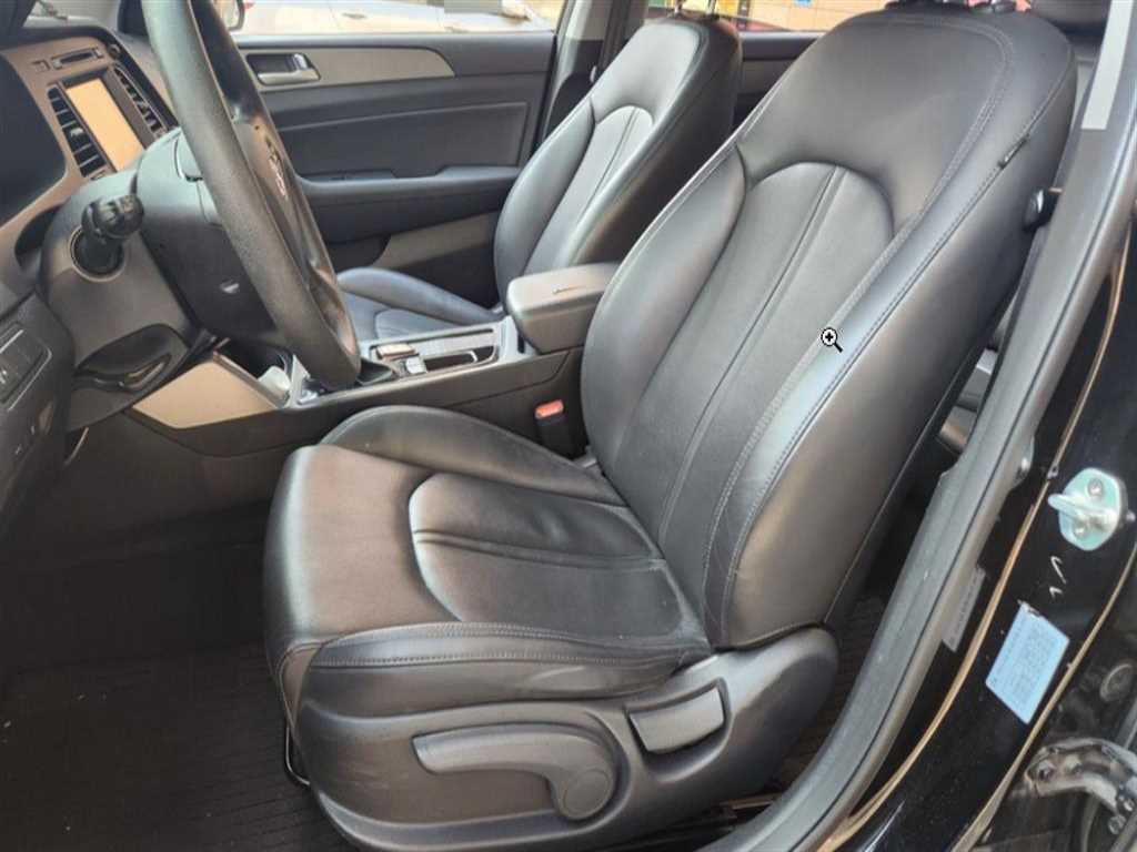 HYUNDAI Sonata - Vista 10