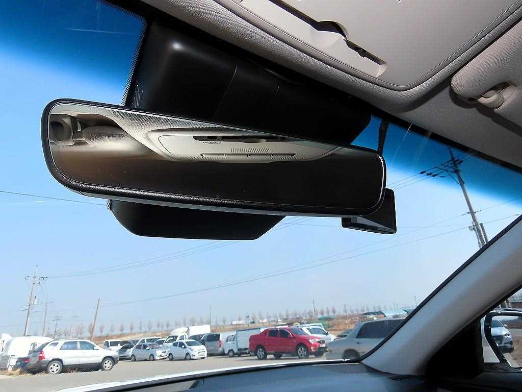 HYUNDAI Grandeur - Vista 12