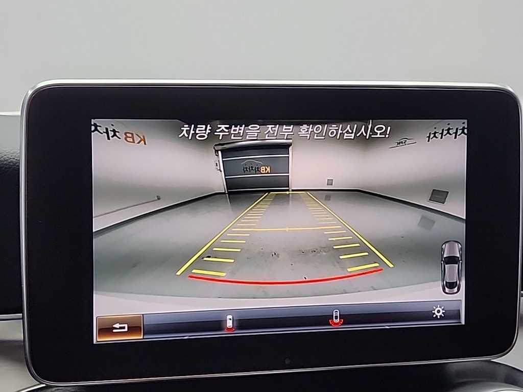 Mercedes Benz C Class 2017 Blanco - Importación desde Corea - HF Imports Iquique - Foto 15