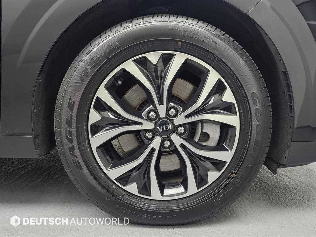 KIA Carnival - Vista 5