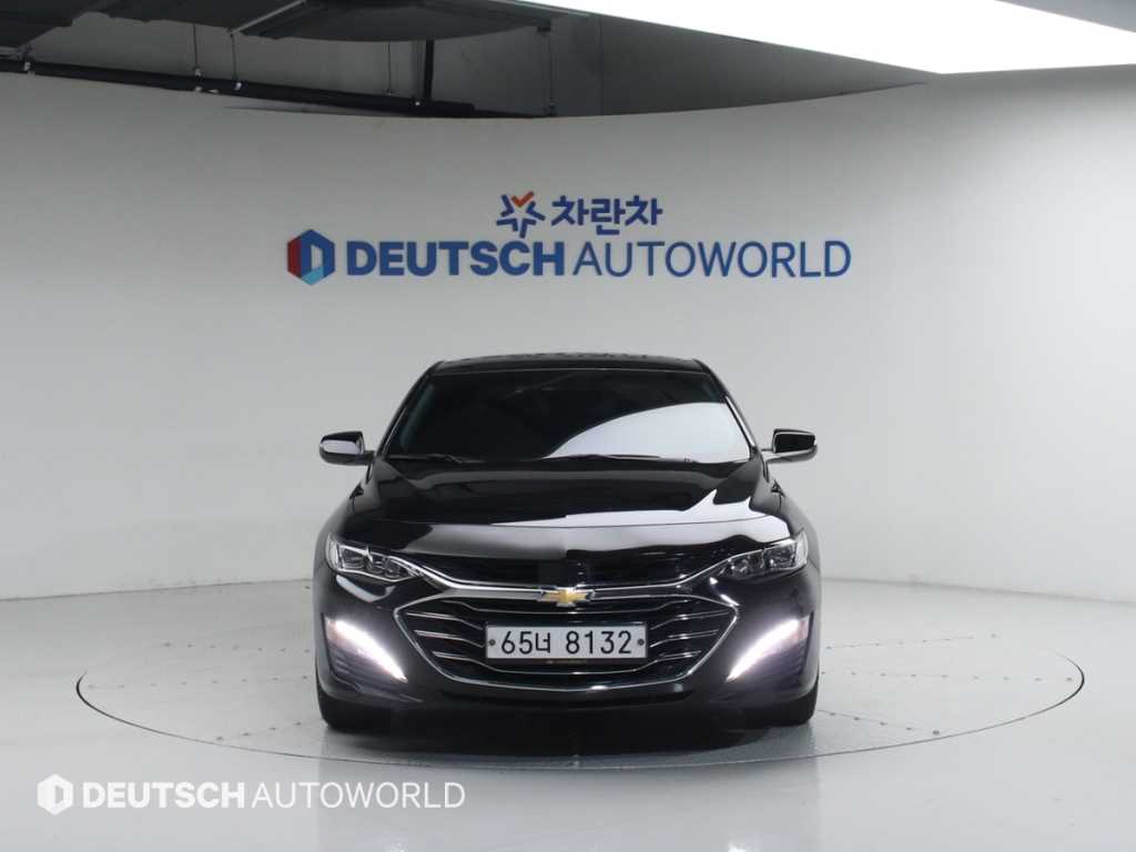 Chevrolet Malibu - Vista 3