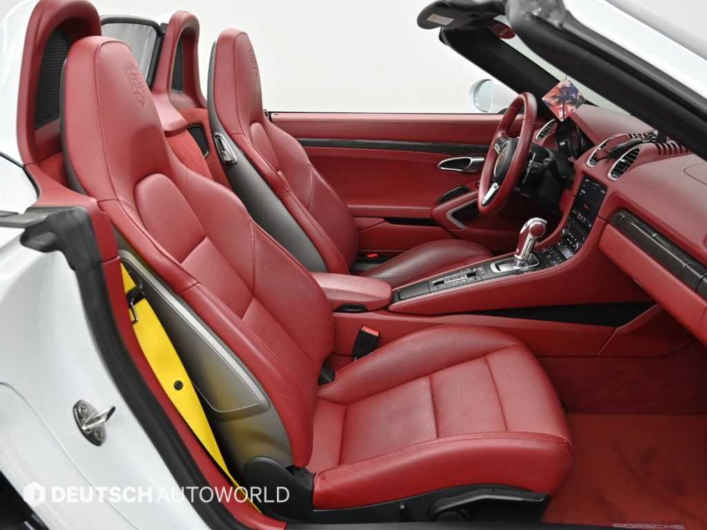 Porsche 718 - Vista 10