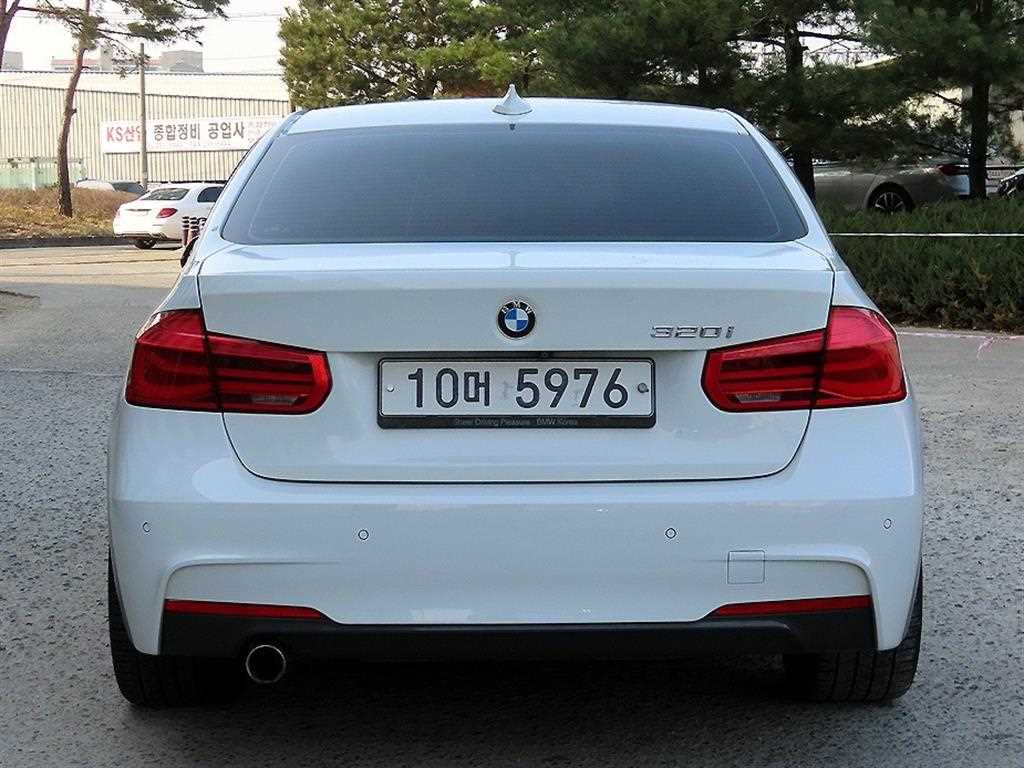 BMW 3 series - Vista 4