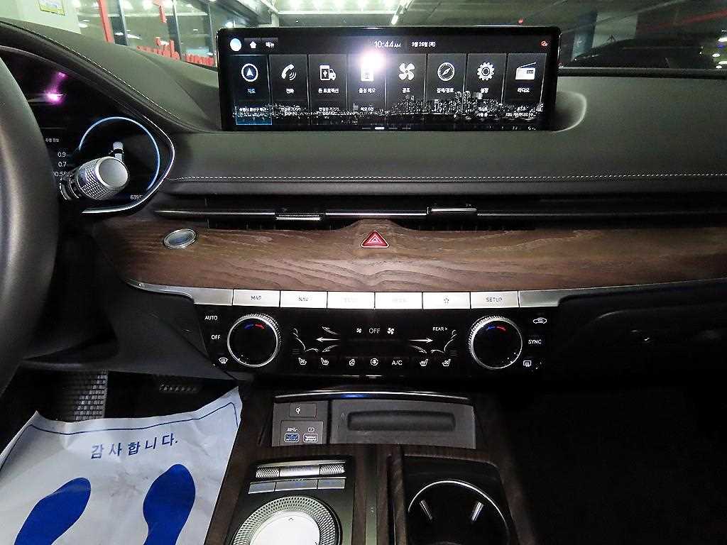 Genesis G80 - Vista 11