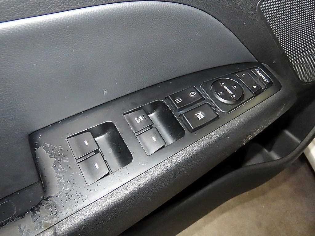 HYUNDAI Avante - Vista 12