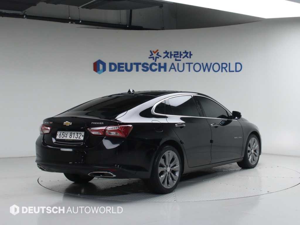 Chevrolet Malibu - Vista 2