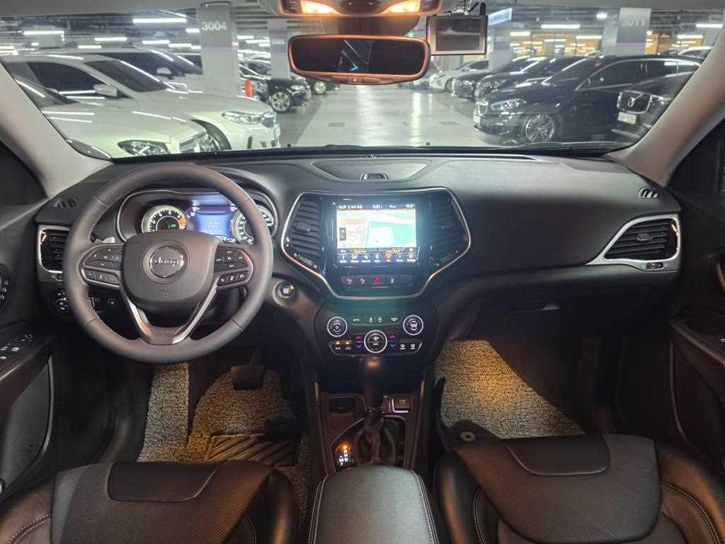 Jeep Cherokee - Vista 7