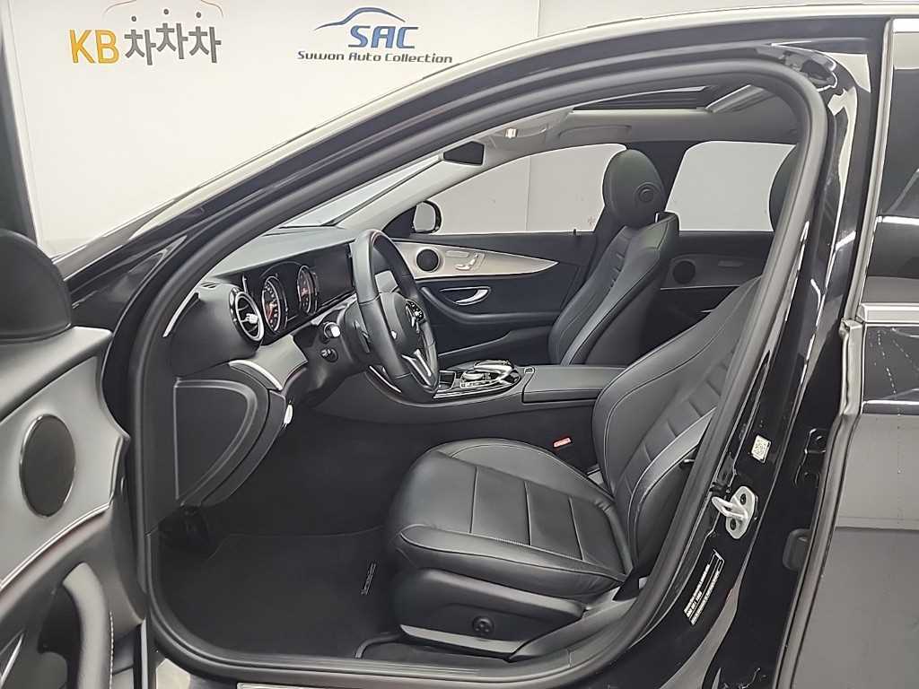 Mercedes Benz E class - Vista 11