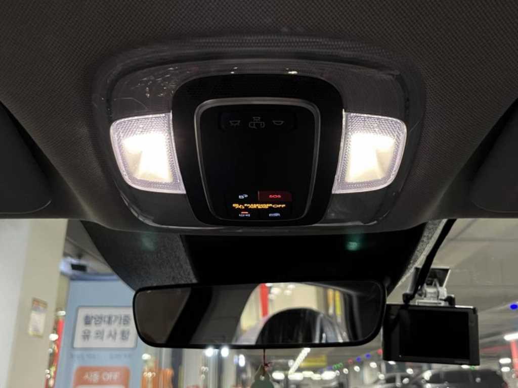 HYUNDAI Avante - Vista 12