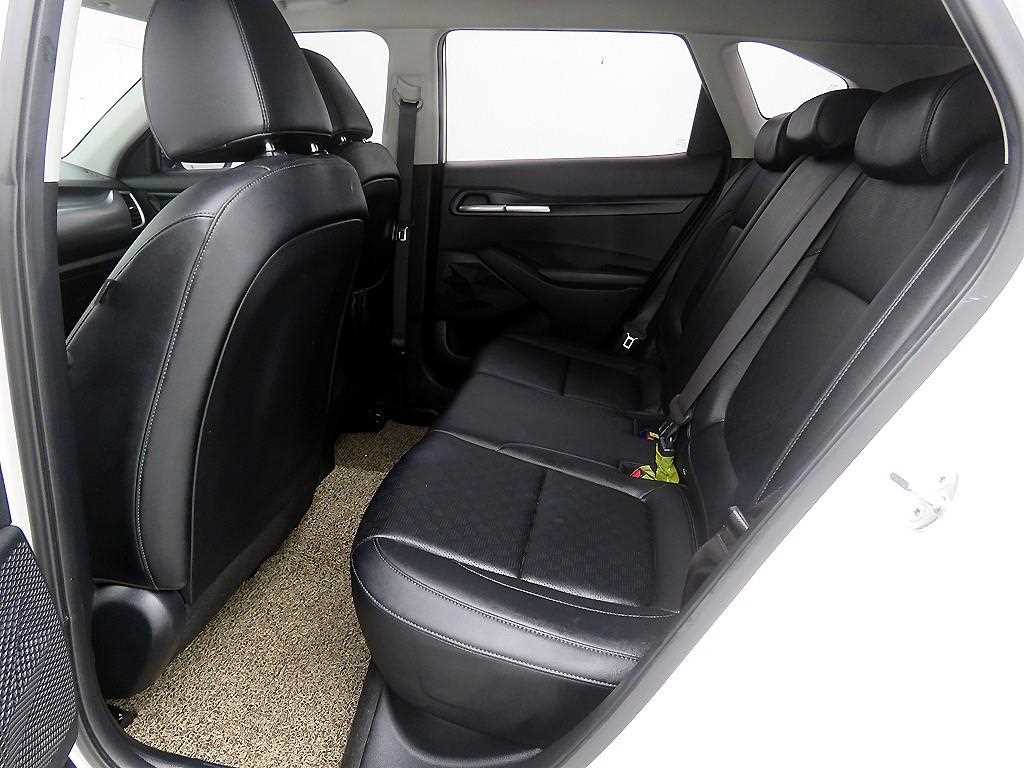 KIA Seltos - Vista 7