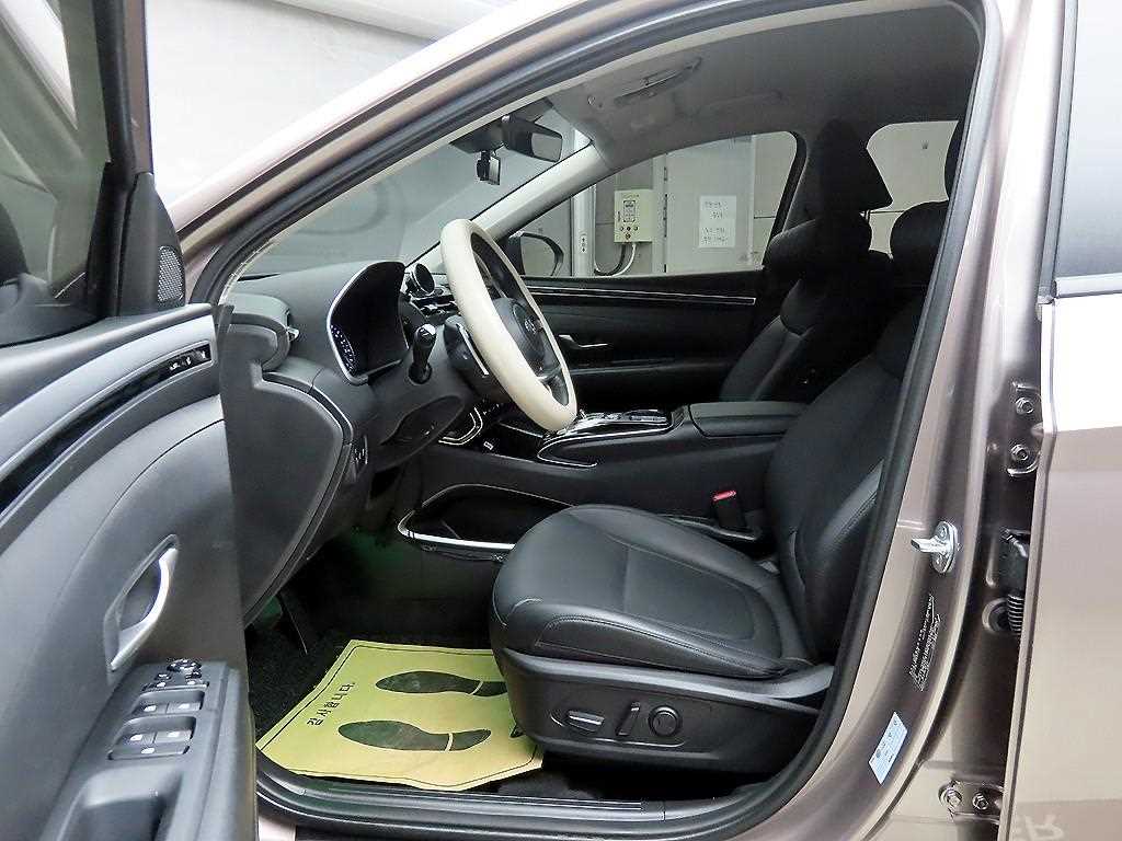 HYUNDAI Tucson - Vista 5