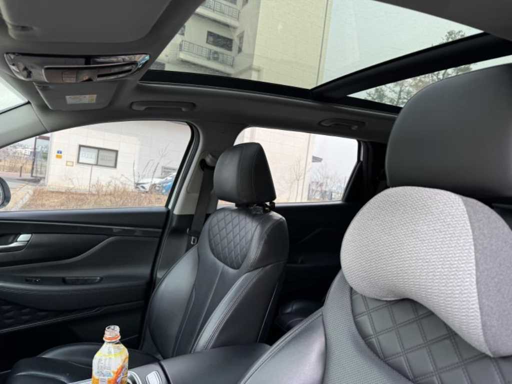 HYUNDAI Santa Fe - Vista 6