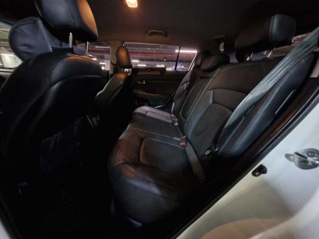 KIA Sportage - Vista 7