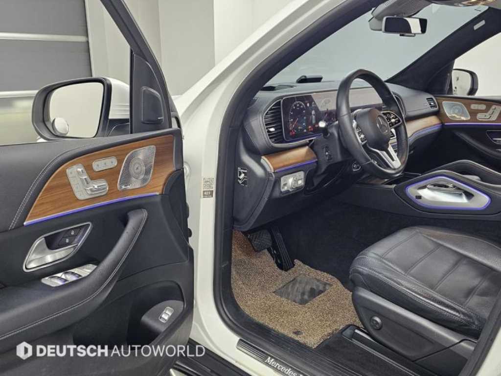 Mercedes Benz GLE Class - Vista 11