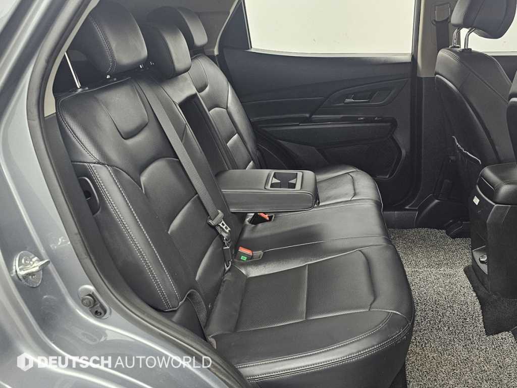 Ssangyong Korando - Vista 12