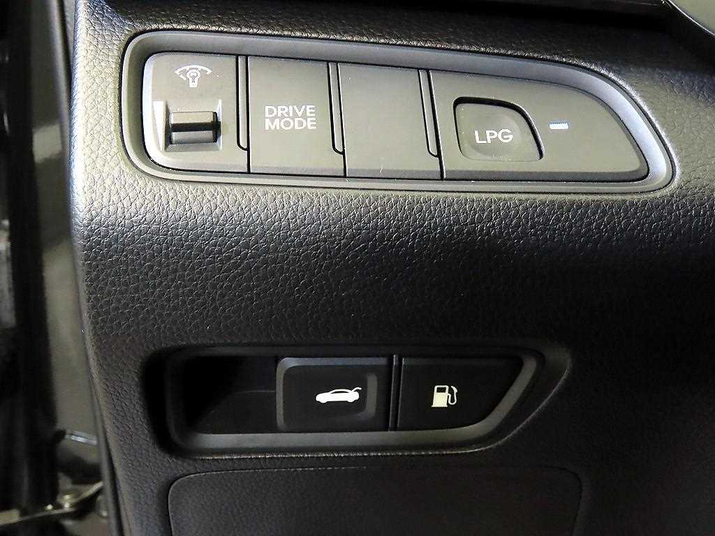 HYUNDAI Grandeur 2014 Negro - Importación desde Corea - HF Imports Iquique - Foto 15