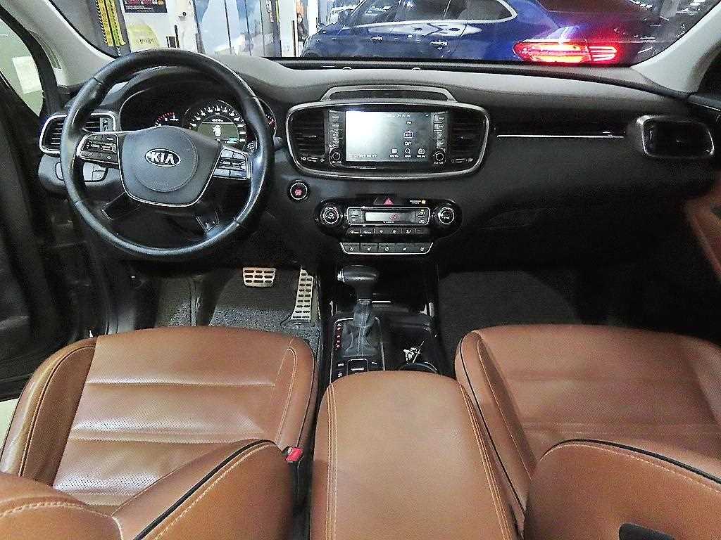 KIA Sorento - Vista 10