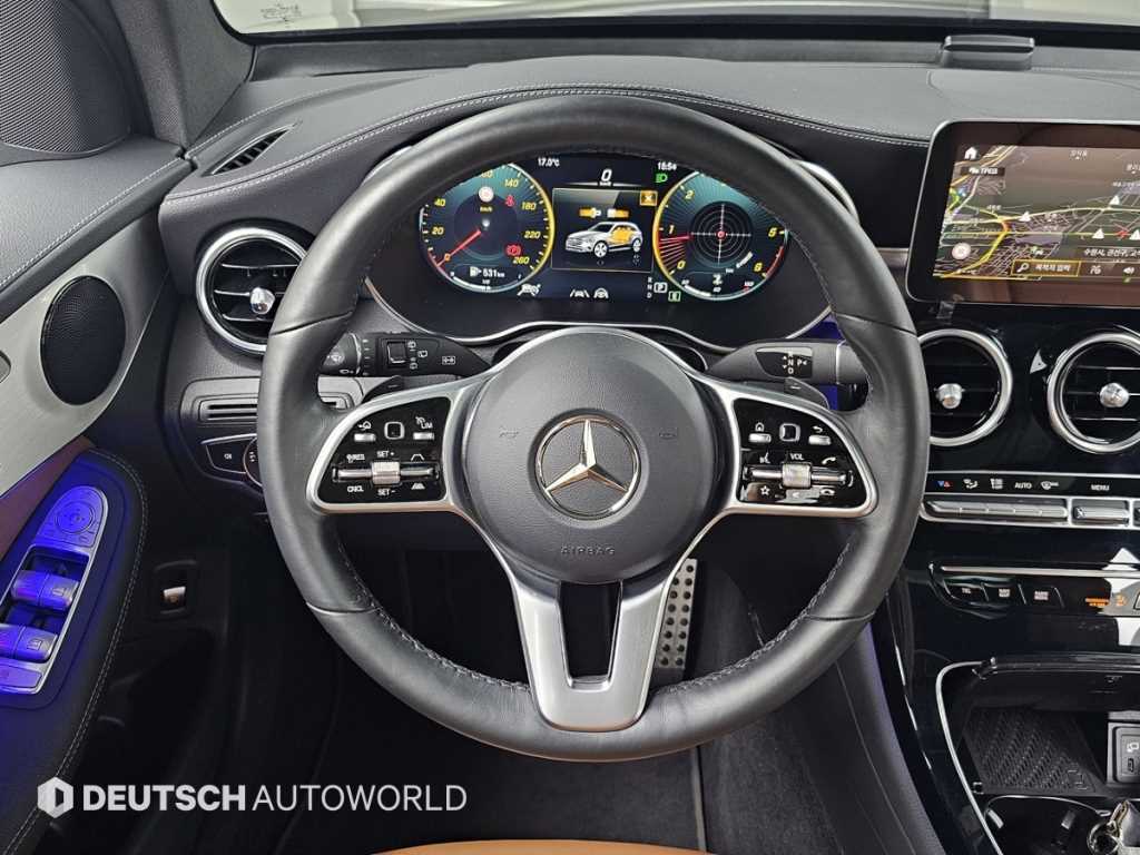 Mercedes Benz GLC Class 2021 Negro - Importación desde Corea - HF Imports Iquique - Foto 13