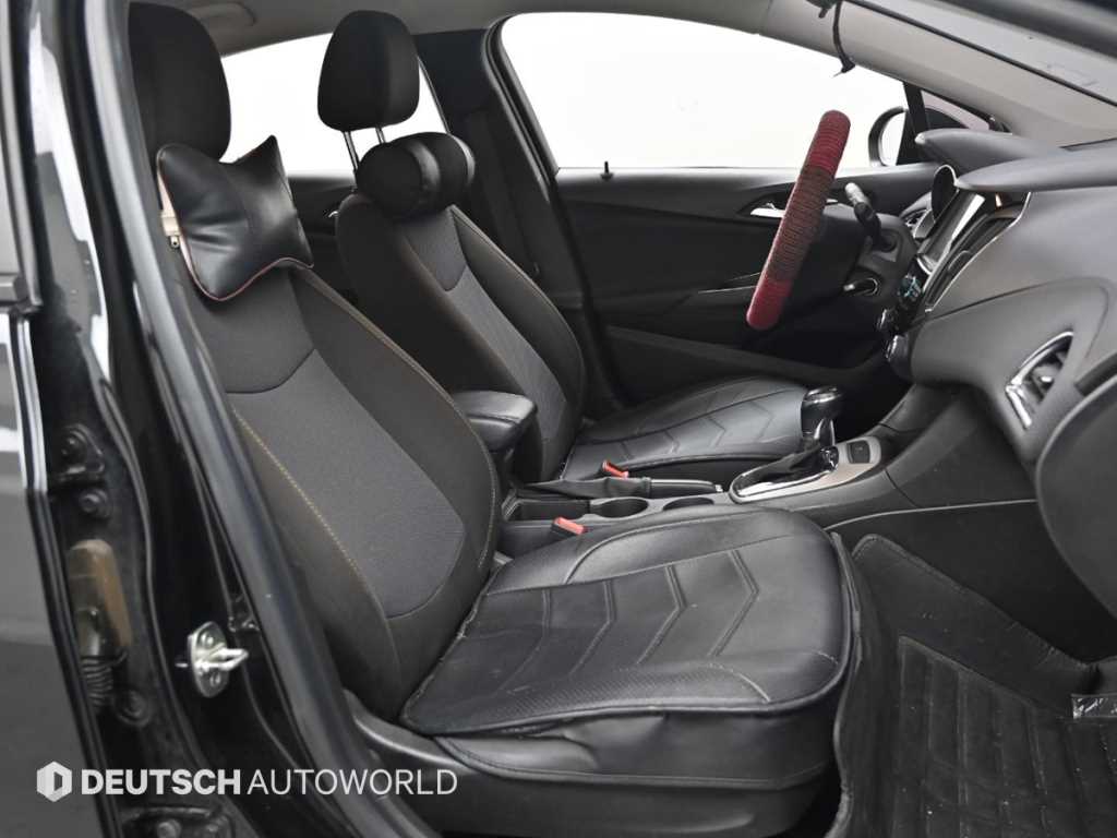 Chevrolet Cruise - Vista 10