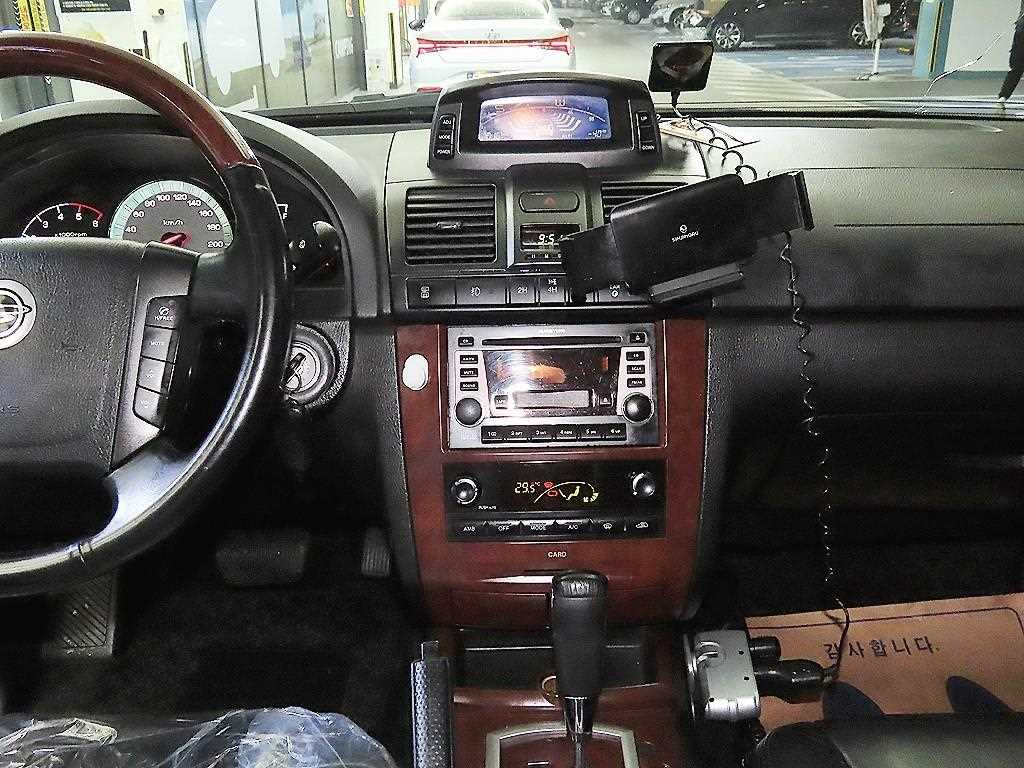 Ssangyong Rexton - Vista 11