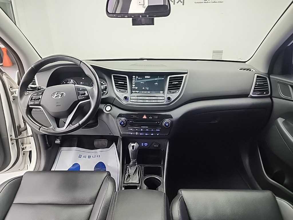 HYUNDAI Tucson - Vista 7