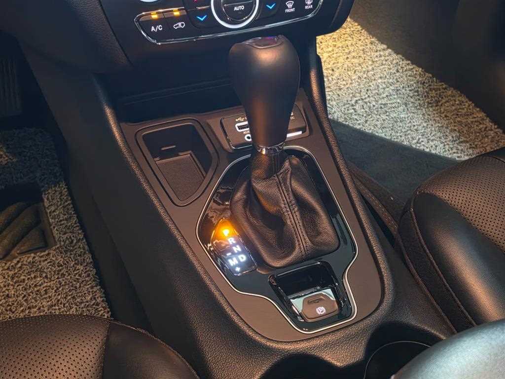 Jeep Cherokee - Vista 9