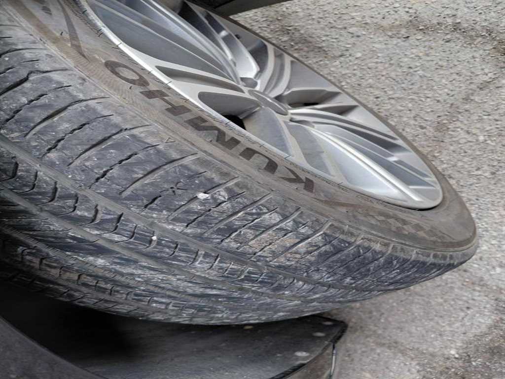 Genesis G80 - Vista 7