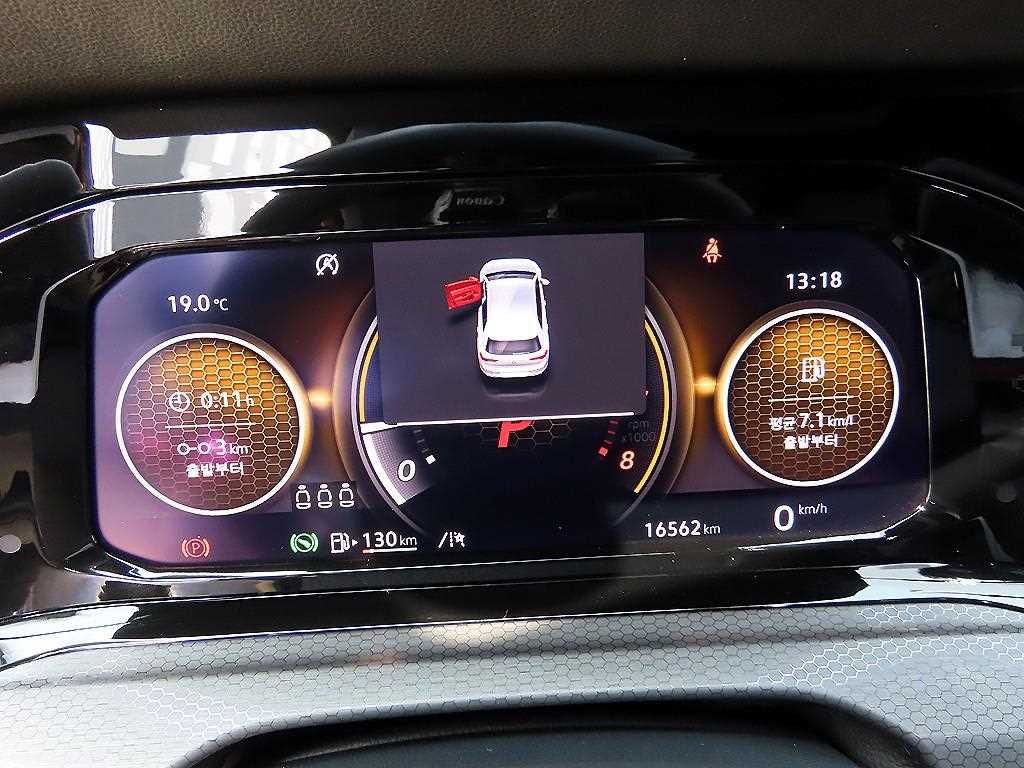 Volkswagen Golf - Vista 9