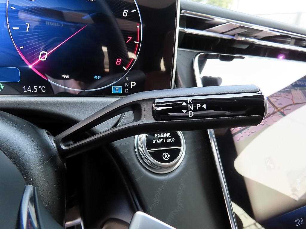 Mercedes Benz E class - Vista 10