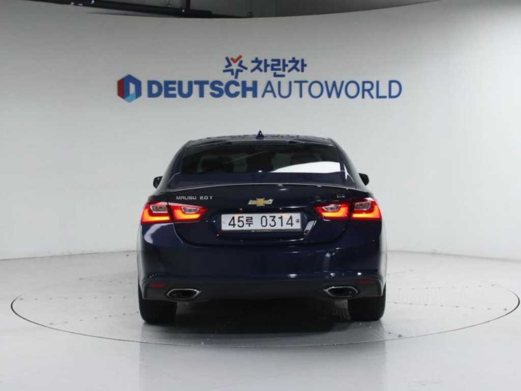 Chevrolet Malibu - Vista 4