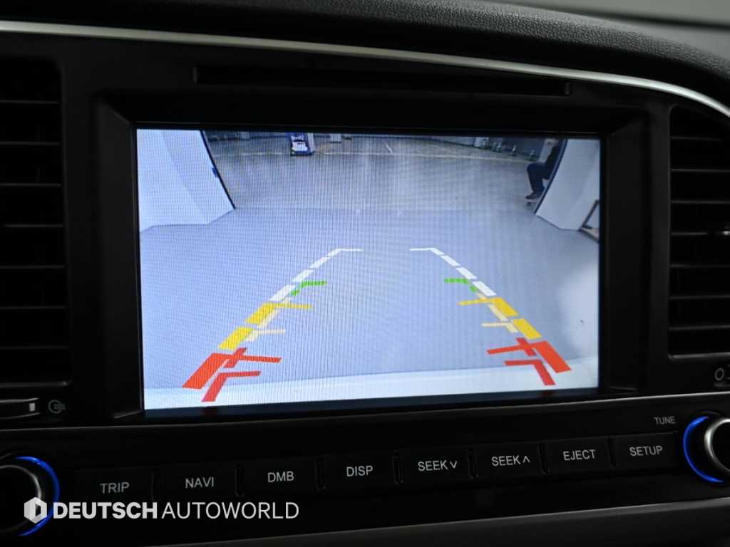 HYUNDAI Avante 2018 Blanco - Importación desde Corea - HF Imports Iquique - Foto 15