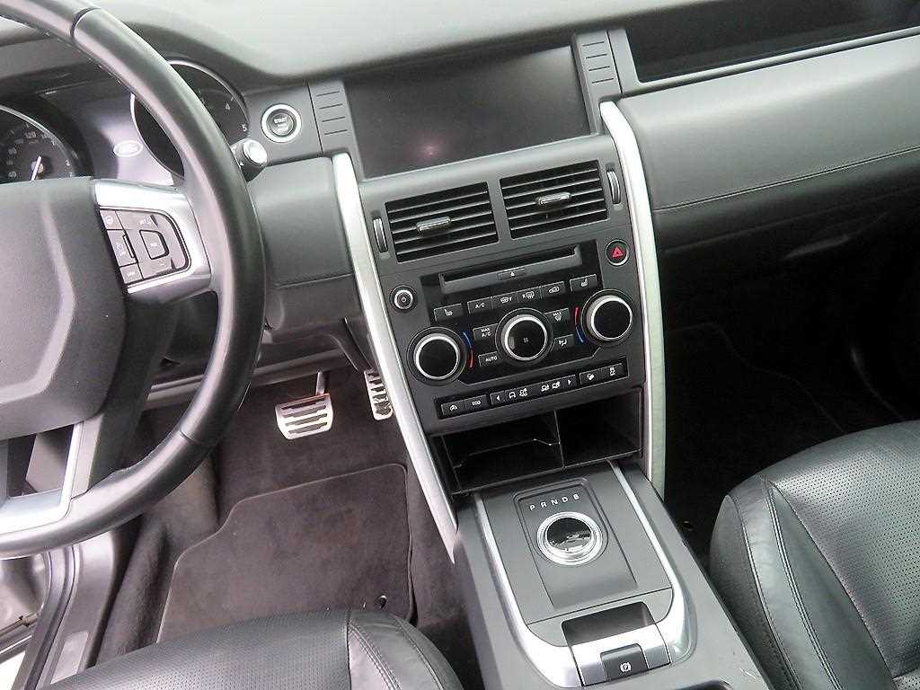 Land Rover Discovery Sports - Vista 12